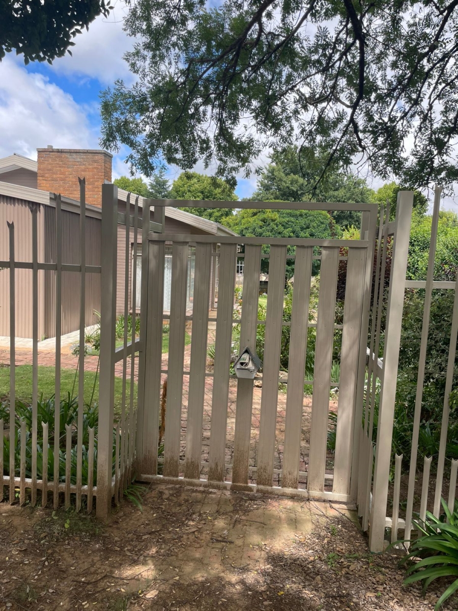 5 Bedroom Property for Sale in Panorama Free State